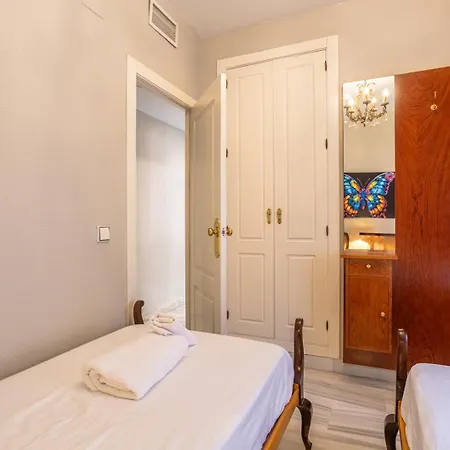 Sevilla Sunshine - Vacacional Sevilla Apartment *
