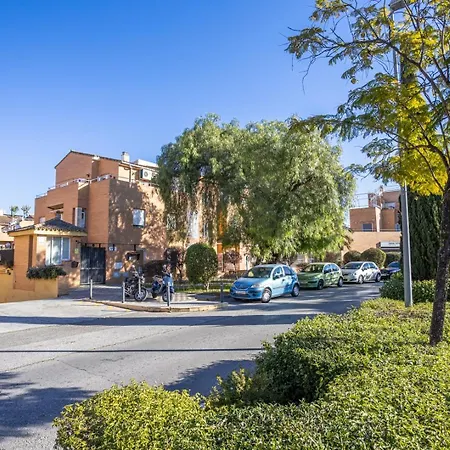 Sevilla Sunshine - Vacacional Sevilla Apartment *